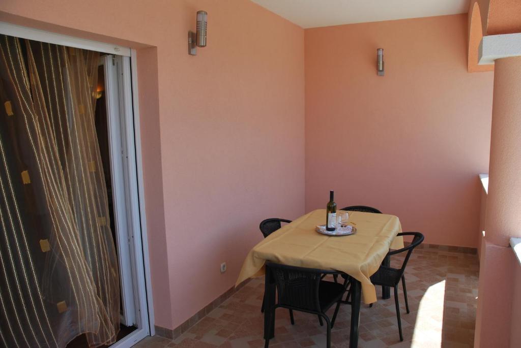 Apartments Luna Sukošan Habitación foto